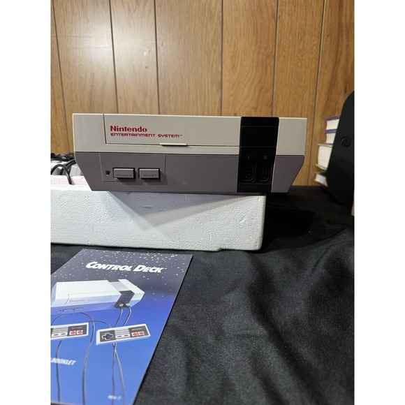 Nintendo Entertainment System‎ NES Action Set New Open Box✅ 1985-1993